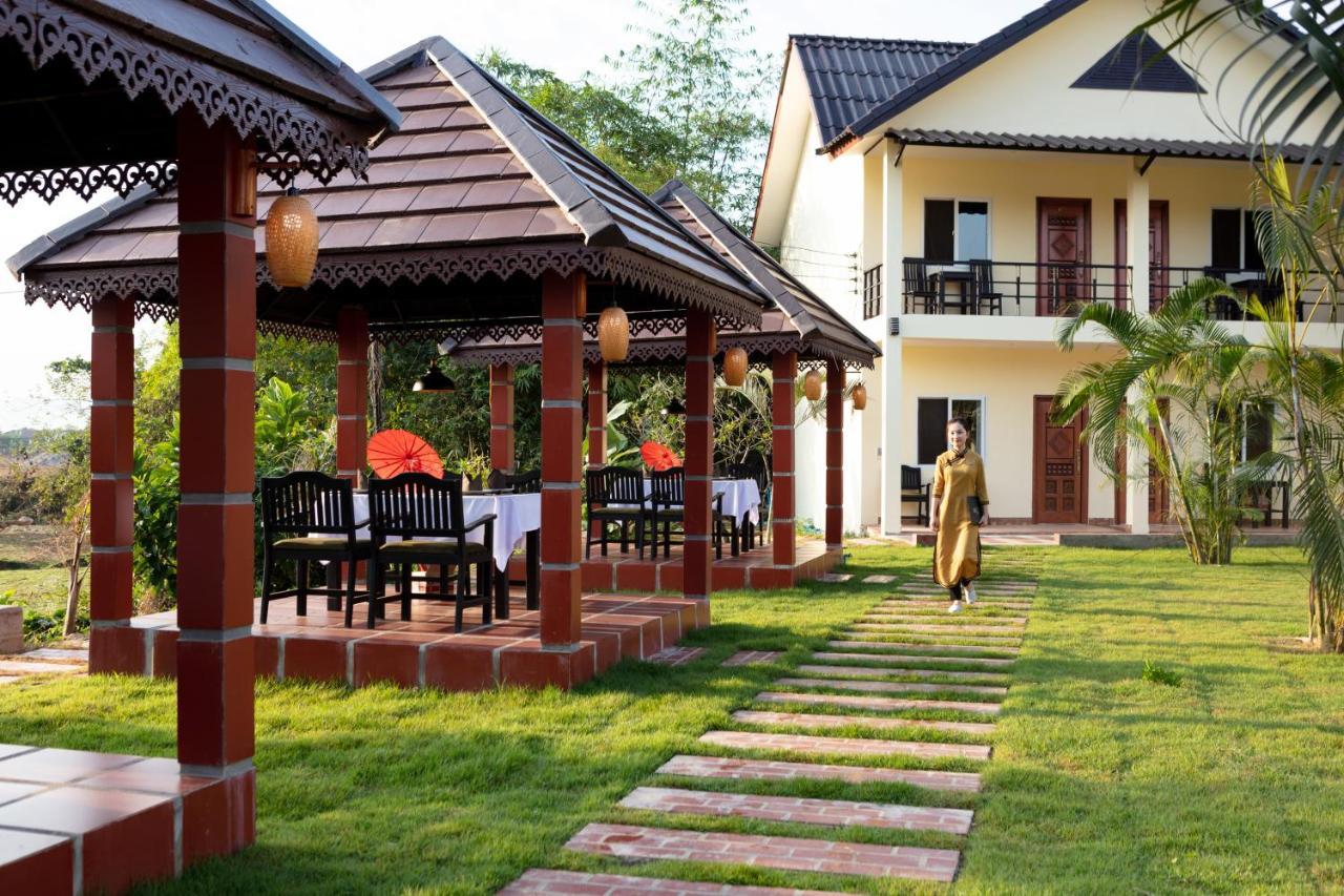 Sansan Resort Vang Vieng Bagian luar foto