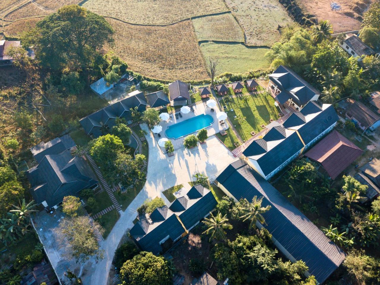 Sansan Resort Vang Vieng Bagian luar foto