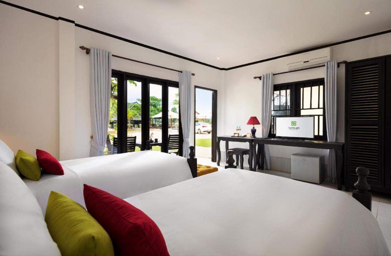 Sansan Resort Vang Vieng Bagian luar foto